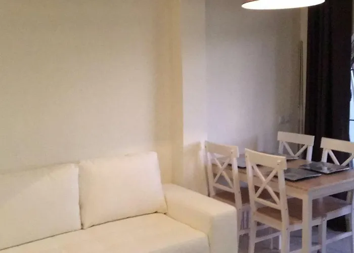 Port,free Parking Apartment *